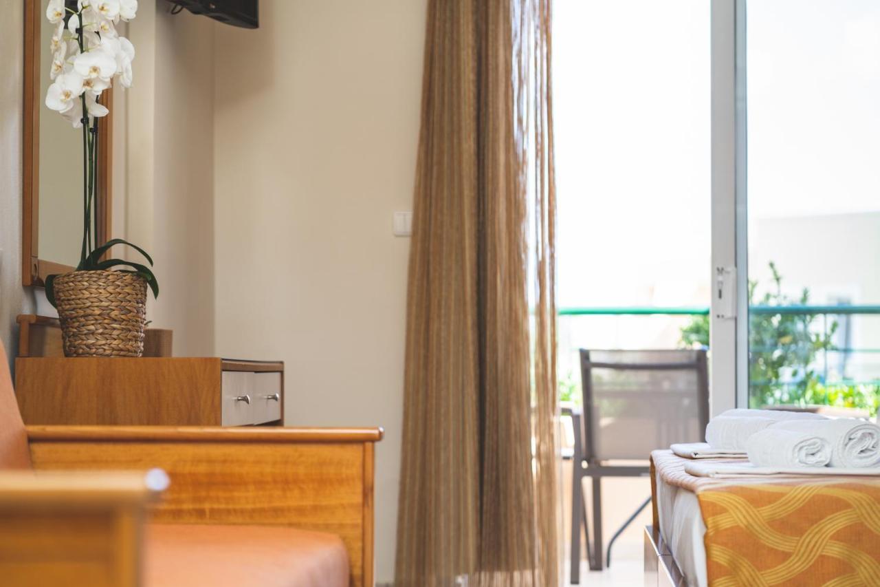 Helios Apartments カト・ダラトソ エクステリア 写真