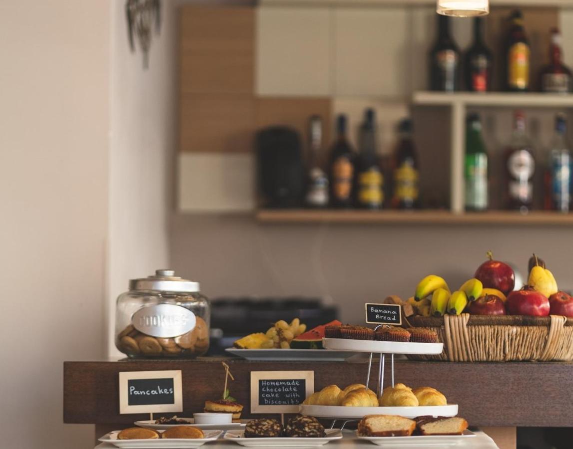 Helios Apartments カト・ダラトソ エクステリア 写真