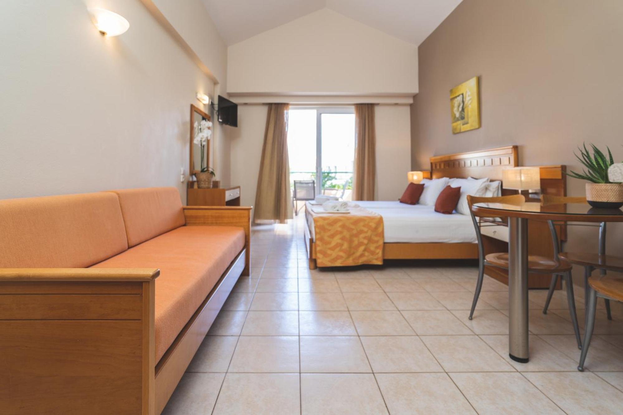 Helios Apartments カト・ダラトソ 部屋 写真
