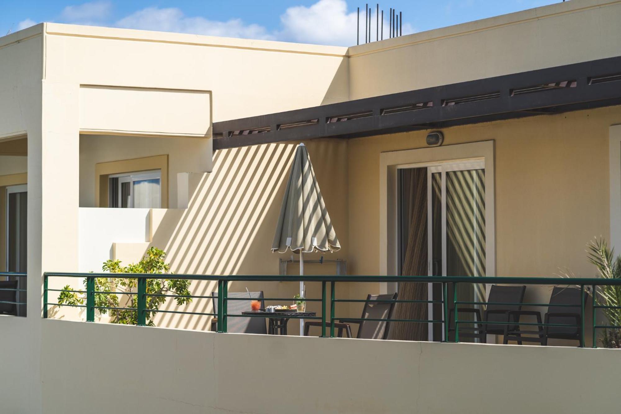 Helios Apartments カト・ダラトソ 部屋 写真