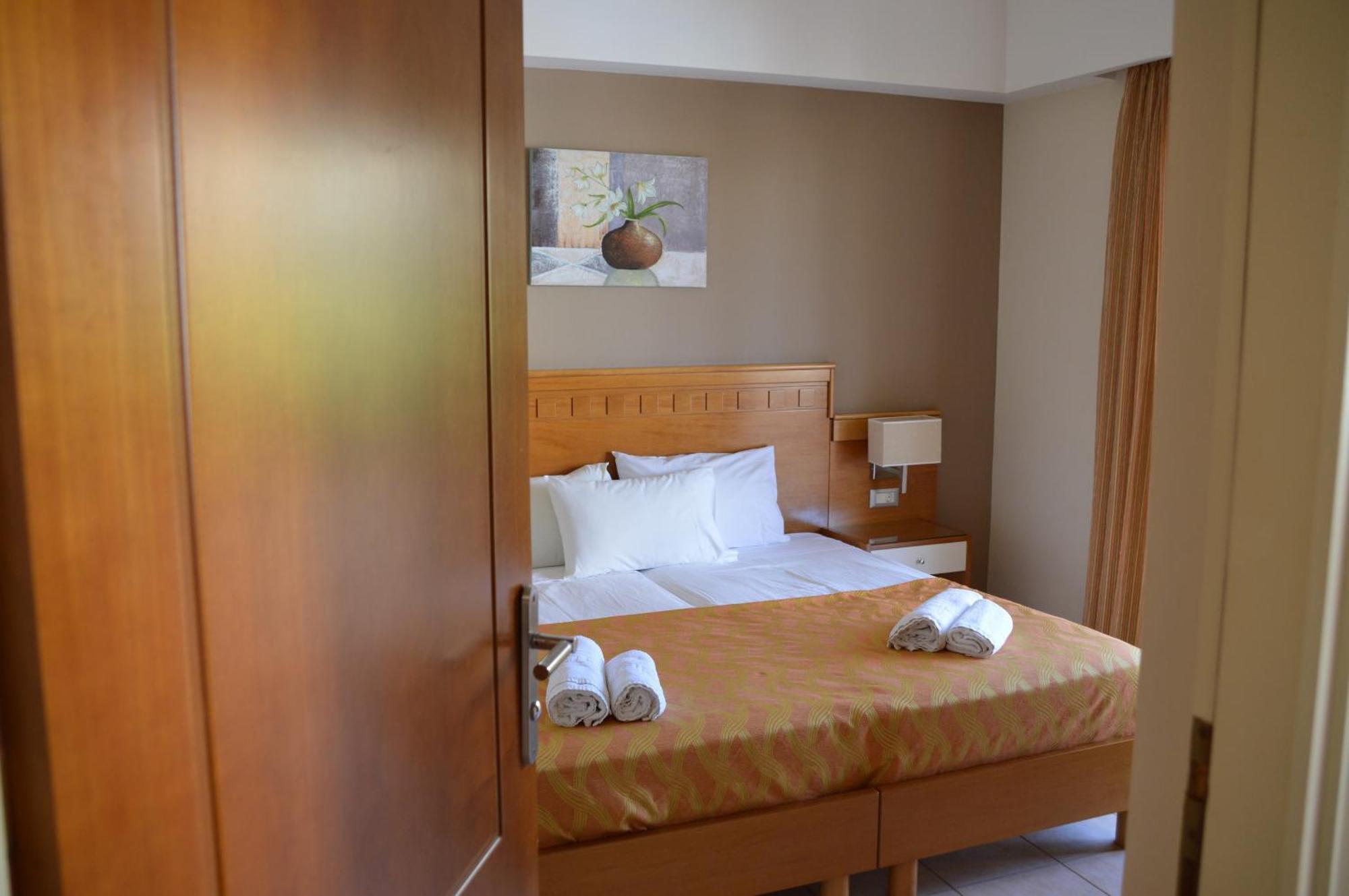 Helios Apartments カト・ダラトソ 部屋 写真