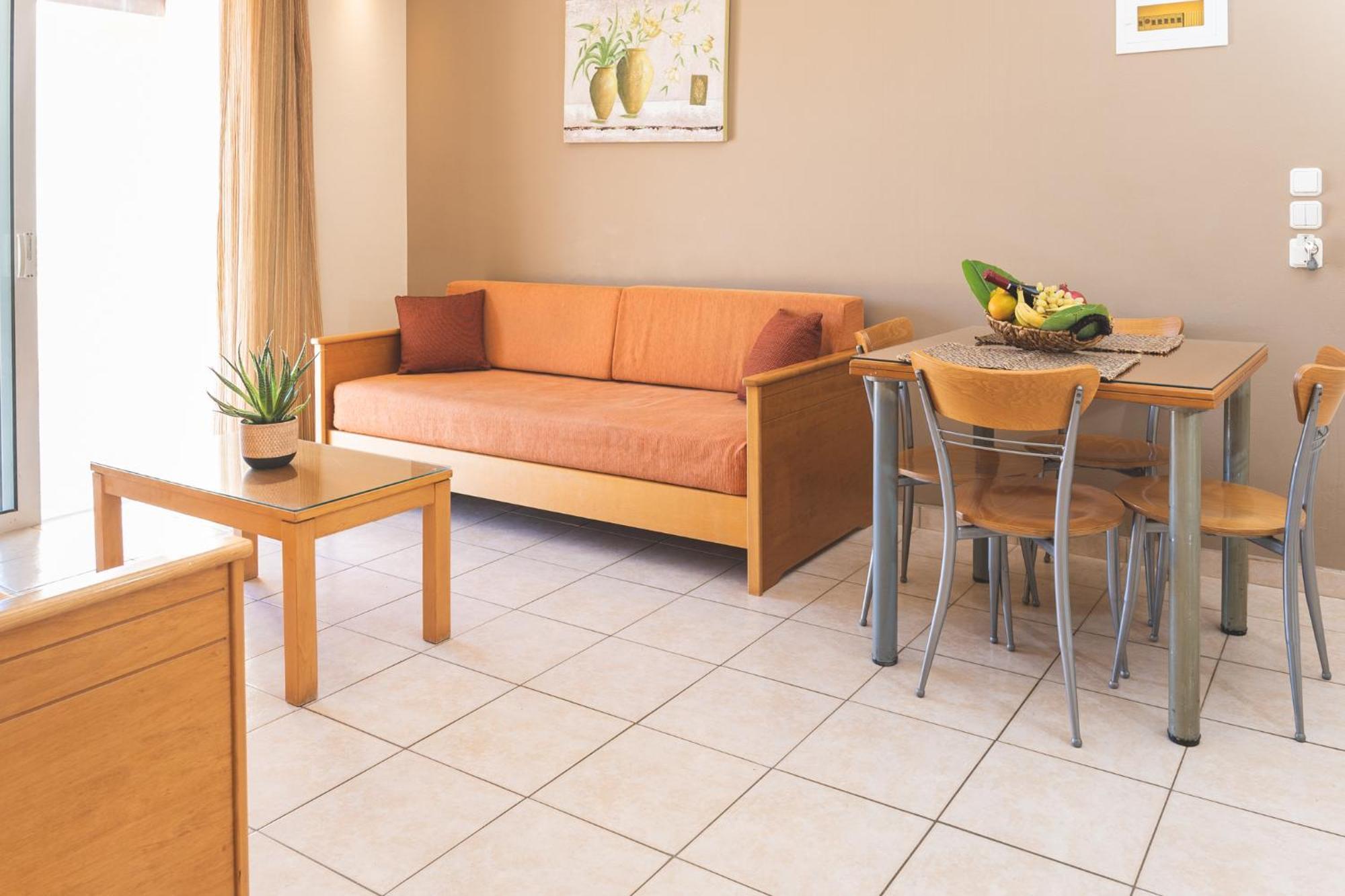 Helios Apartments カト・ダラトソ 部屋 写真