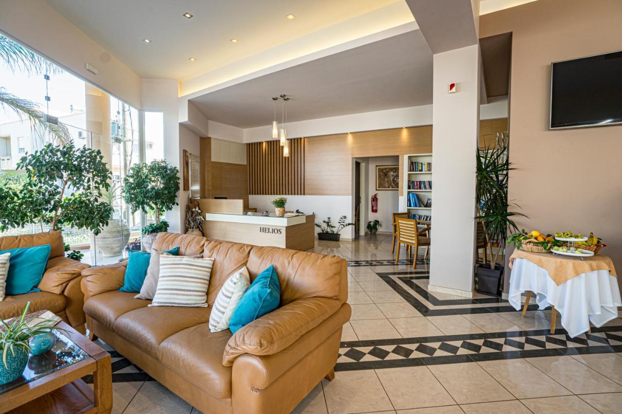 Helios Apartments カト・ダラトソ エクステリア 写真